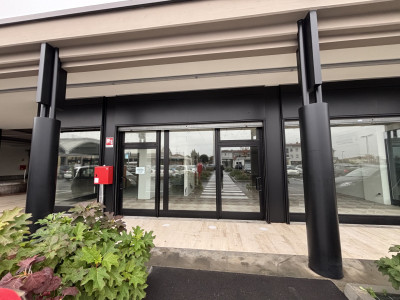 Negozio, centro commerciale Carpenedolo